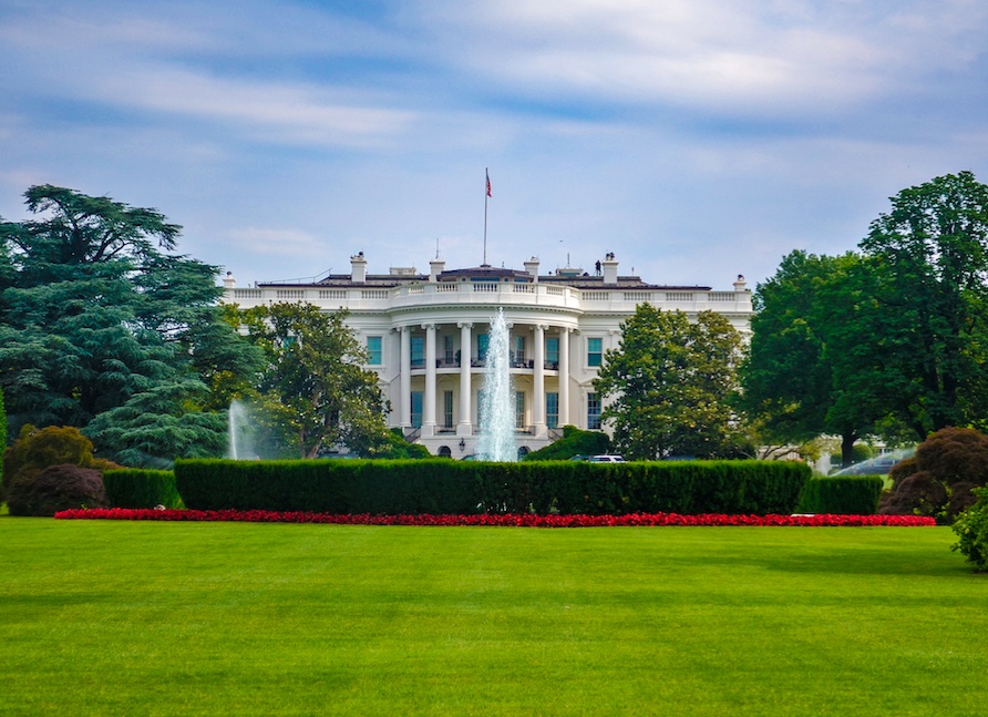 15 примеров преображения домов и участков